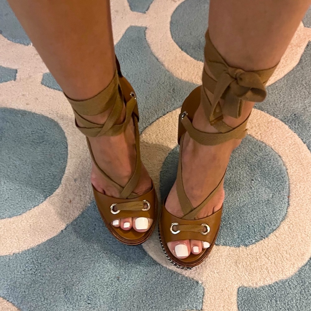 Christian Louboutin Tribuli ankle tie wedge - Picture 3 of 8